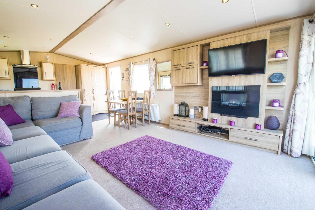 River Lodge Platinum Plus Holiday Home With River Views, Free Wifi & Netflix Camber Buitenkant foto